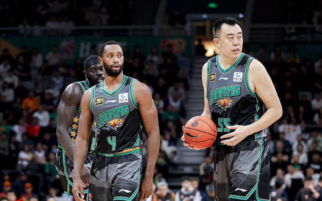 开云-关于赛地聚焦——NBA总决赛今晨热度飙升；山东男篮调整名单；质疑声仍在；轮换策略成焦点的信息
