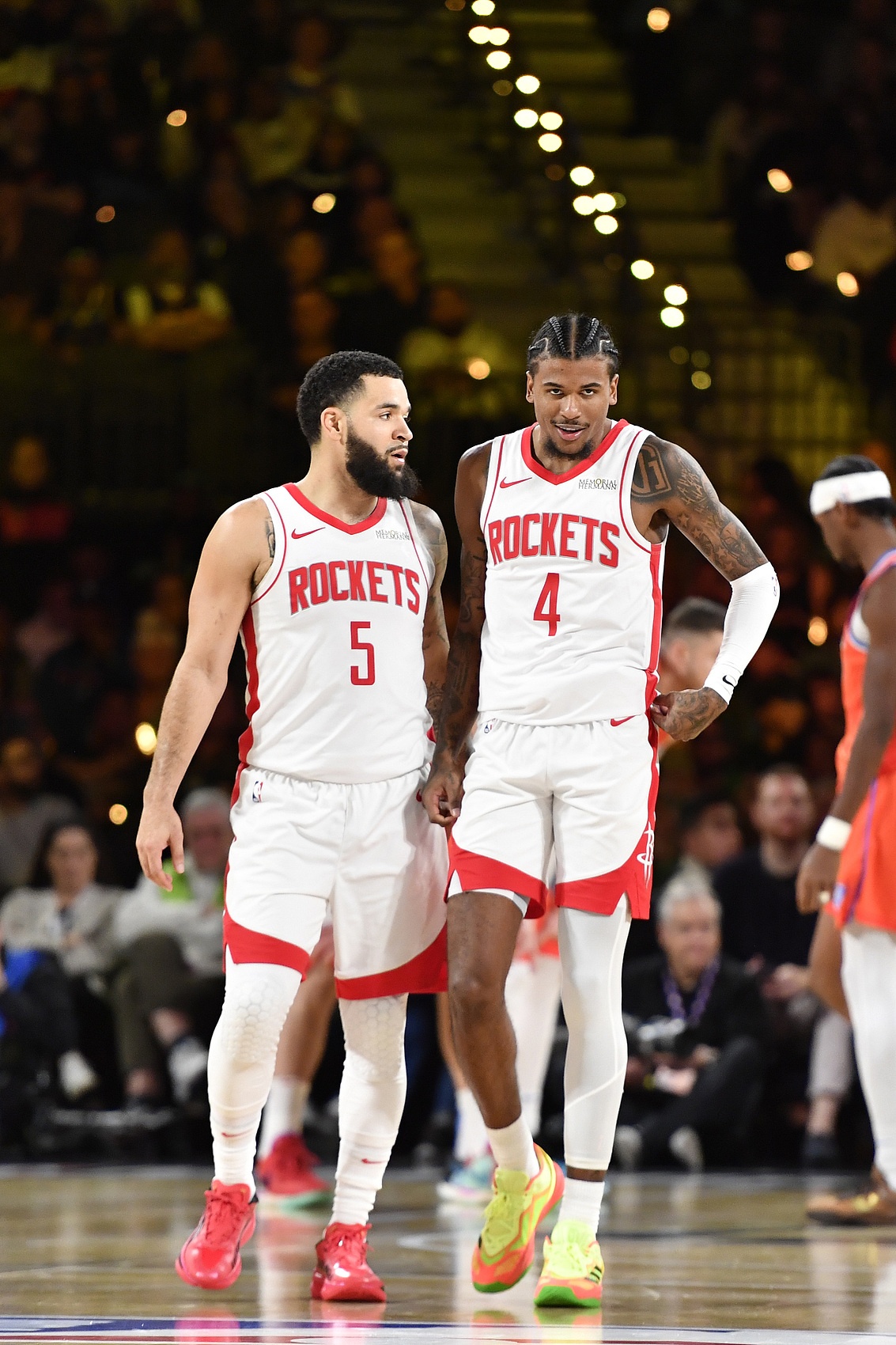 开云娱乐-NBA常规赛赛程吃紧，休斯敦火箭关键时刻远射贴柱，底气十足，团队化学反应显著的简单介绍