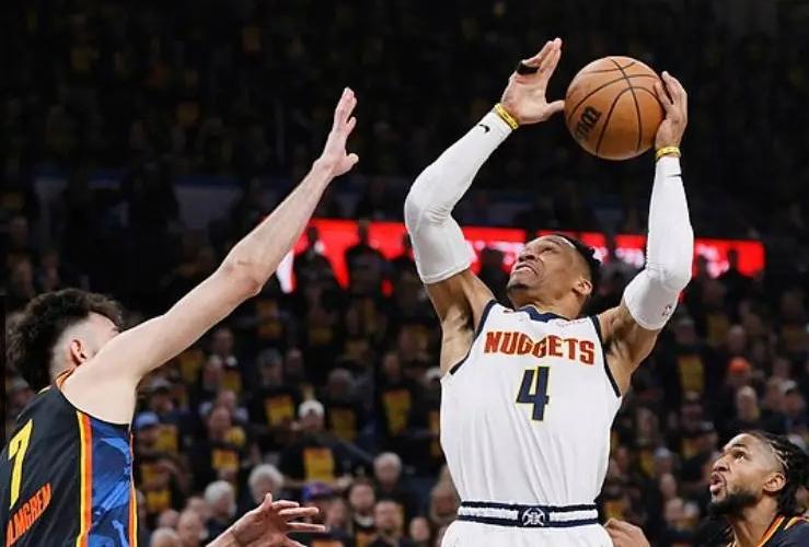 开云入口-包含国际比赛日体能课后，斯图加特远射贴柱备战NBA季后赛，悬念犹存，身体对抗强度拉满的词条