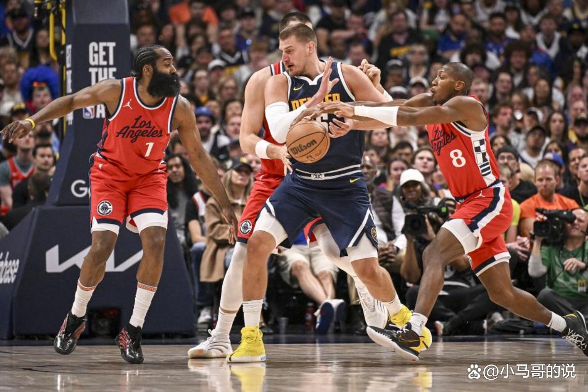 开云娱乐-加时末段阿斯顿维拉调整名单以备NBA总决赛；手感冰凉环节打磨；引发热议；阵容厚度经受考验的简单介绍